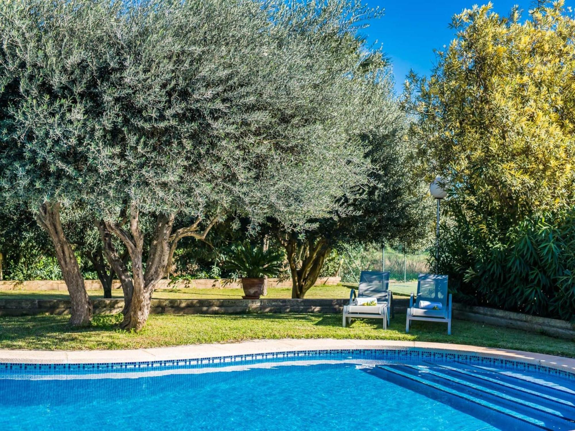 Rural For 8 Guests *